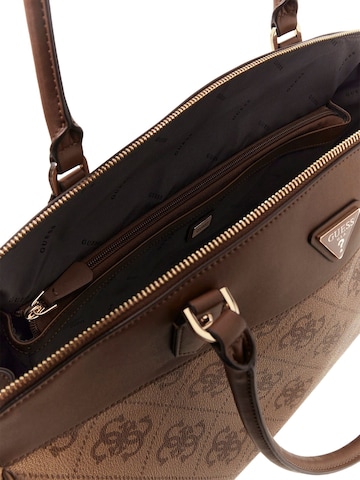 GUESS Handtasche‌‌‌‌‌‌‌‌‌‌ in Braun
