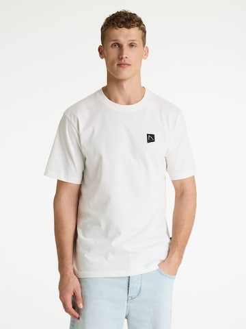 CHASIN' T-Shirt 'Motan' in Weiß