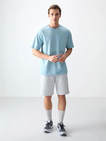 Tommy Life T-Shirts in Blau