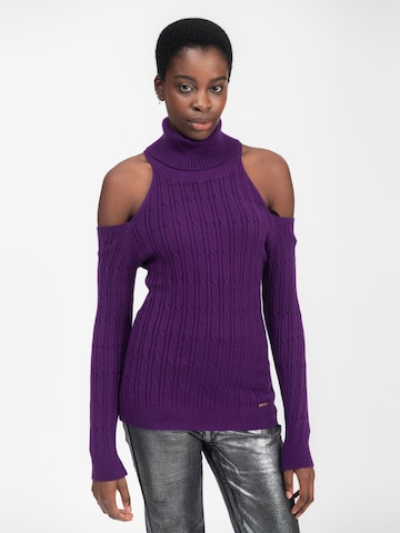 Pullover di Influencer in lilla: frontale