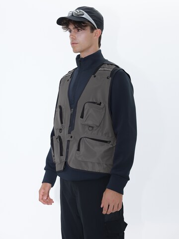 Youthup Sports Vest in Grey