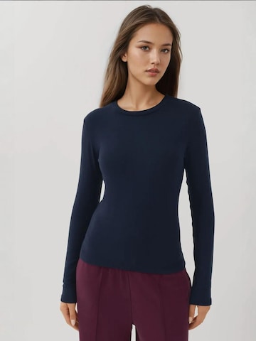 Hiccup - Camisa em azul: frente