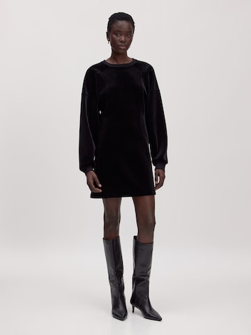 juoda EDITED Suknelė 'Inaya Dress': priekis