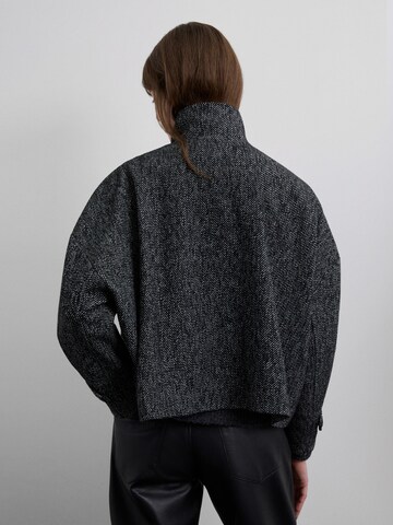 melns Scalpers Starpsezonu jaka 'Herring'