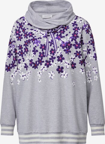 Janet & Joyce Sweatshirt in Grau: predná strana