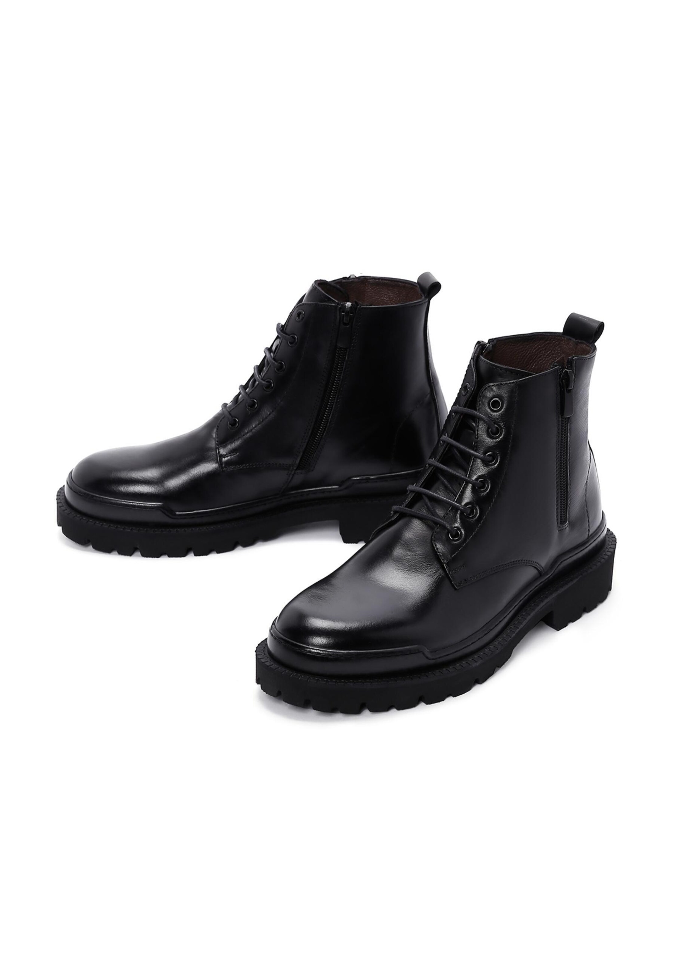 Bottines à lacets Derimod en noir