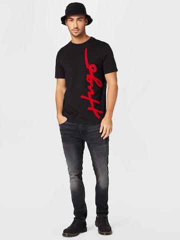 HUGO Red T-shirt 'Dyton' i svart