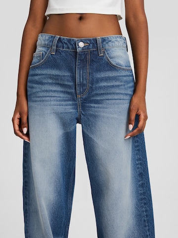 Bershka Wide leg Jeans in Blauw