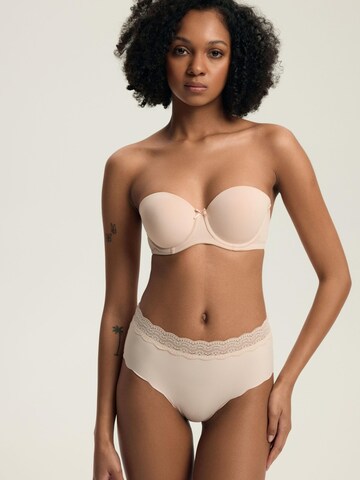 Henderson Push-up Bra in Beige
