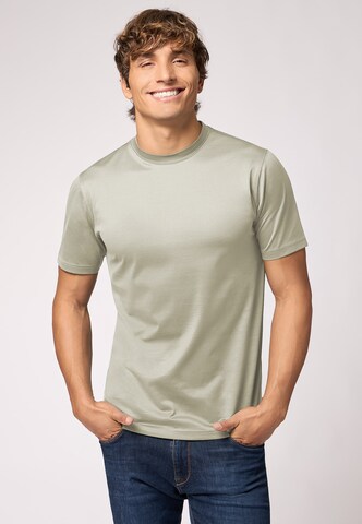 ROY ROBSON Shirt in Groen: voorkant