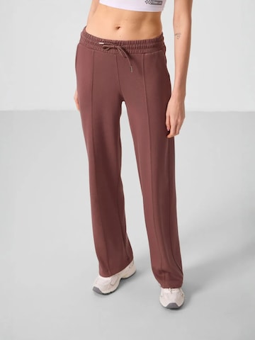 Pantalon Tommy Life en marron : devant