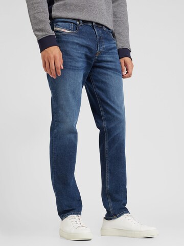DIESEL regular Jeans 'D-FINITIVE' i blå: forside