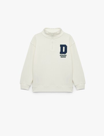 Koton Sweatshirt in Weiß: Vorderseite