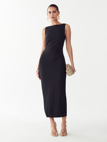 Robe BWLDR en noir : devant