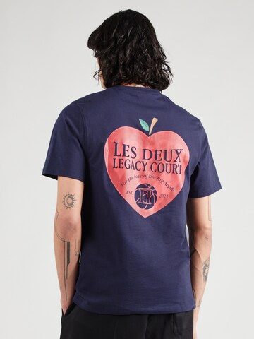 Les Deux - Camiseta 'Legacy Court' en azul: frente