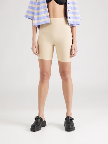 PIECES Skinny Shorts 'NAMEE' in Beige: predná strana