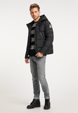 MO Winter Jacket in Black