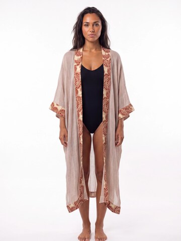 Shop Karey Kimono 'Ethereal Block Kimono'‌‌‌‌‌‌‌‌‌‌ in Weiß