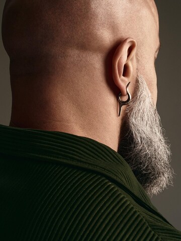 Orecchino 'FLAME' di REYTEL in argento