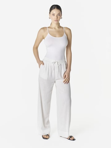 KOROSHI Bő szár Nadrág - fehér