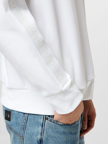 Calvin Klein Sweatshirt i vit