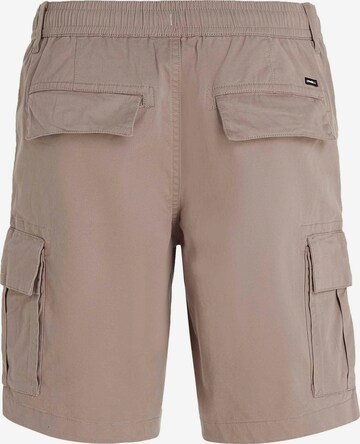 Loosefit Pantaloni cu buzunare 'Essentials' de la O'NEILL pe maro