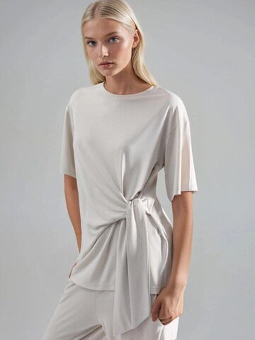 T-shirt Busem en blanc : devant