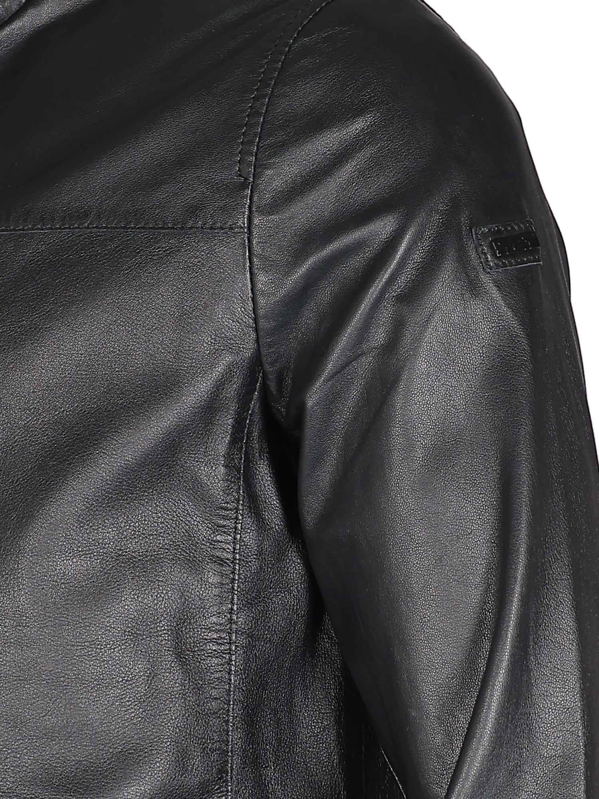 Maze Between-season jacket in Black