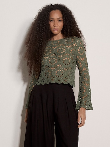 Apricot Boho Floral Cotton Crochet Top ' ' in Grün: Vorderseite