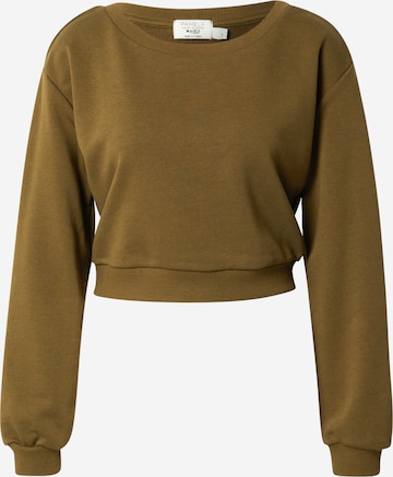 NA-KD Sweatshirt 'Pamela x NA-KD' in Green: front