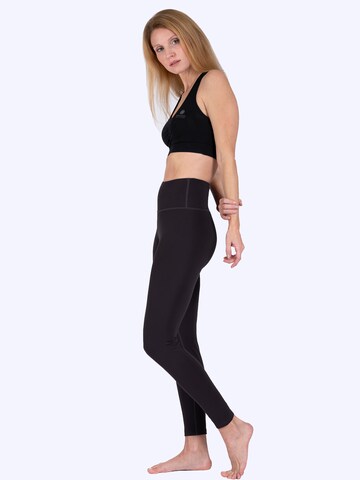 Magadi Skinny Workout Pants 'Lina' in Black