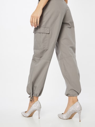 regular Pantaloni cargo 'Getty' di WEEKDAY in grigio