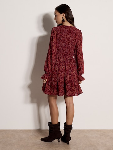 Apricot Dress ' ' in Red