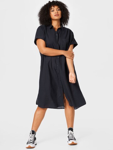 Robe-chemise Esprit Curves en noir : devant