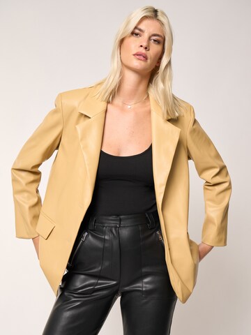 ABOUT YOU x Laura Giurcanu Blazer 'Xenia' in Beige