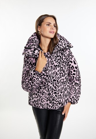 faina Winter Jacket in Pink: front