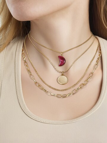 Yokoamii Necklace in Gold: front