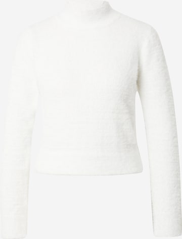 Trendyol Sweater in White: front