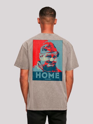 T-Shirt 'TV Times Benny Hill Home Guard' F4NT4STIC en gris : devant