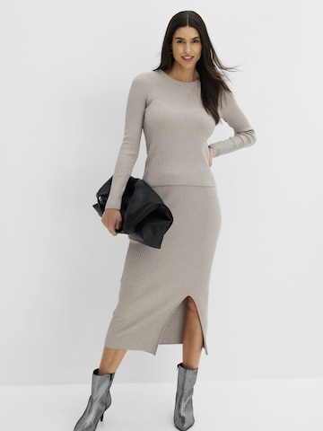bonprix Pullover in Grau