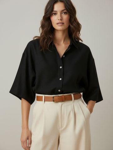 WEARABLE STORIES Shirt 'Marie' in Zwart: voorkant