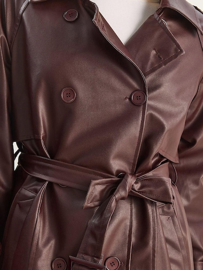 Bianco Lucci Tussenmantel in de kleur Bourgogne, Productweergave