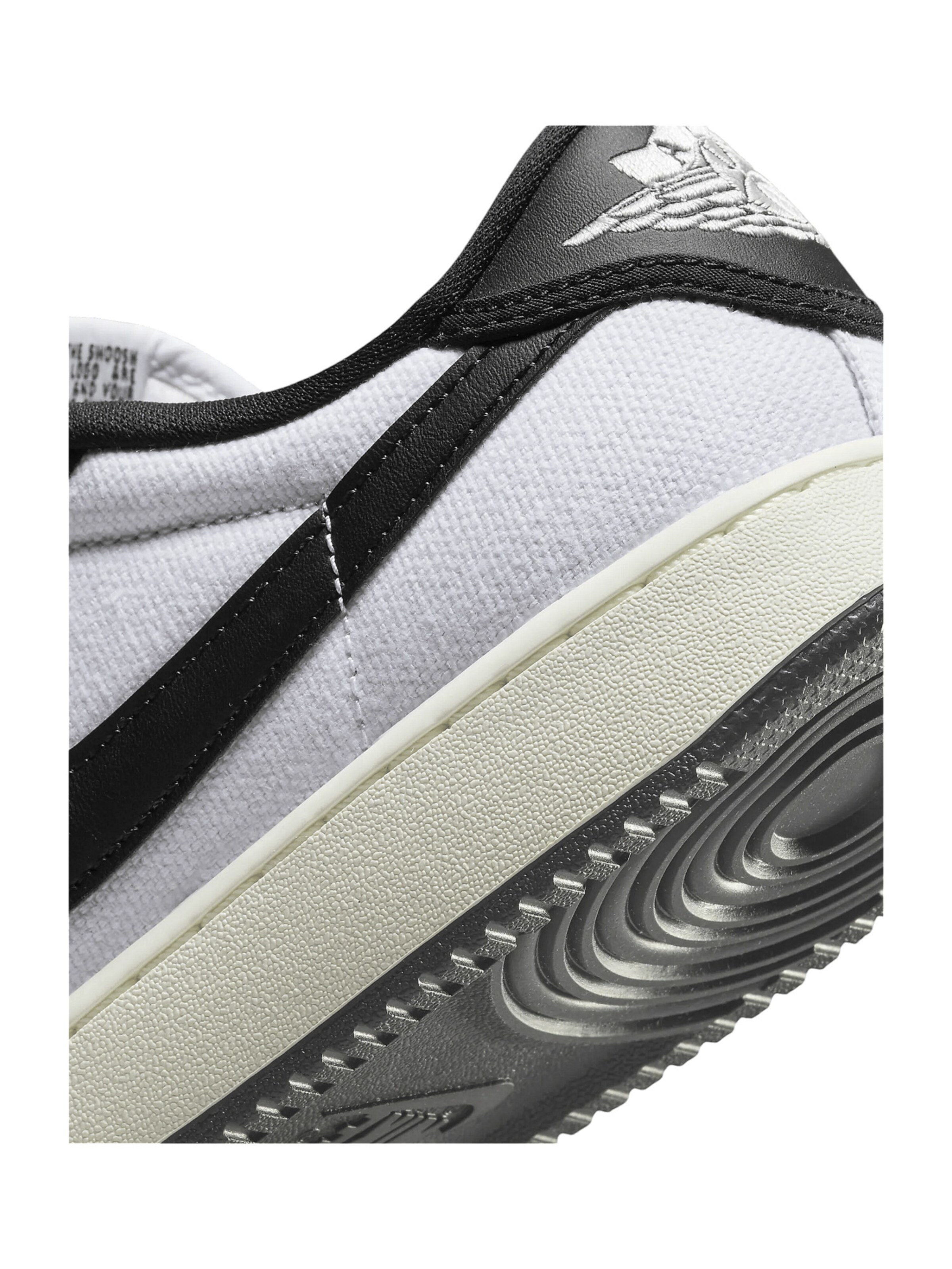 Jordan Platform trainers 'Ajko 1' in White