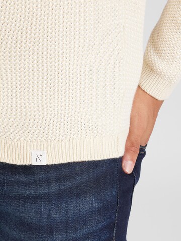 NOWADAYS Sweter w kolorze biały