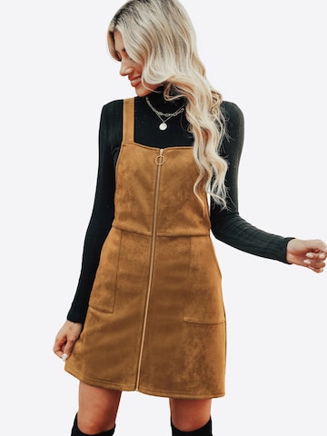 Cupshe Jurk 'Corduroy' in Bruin: voorkant
