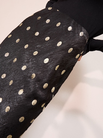 Friends Like These Rok in Zwart