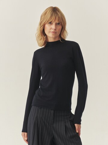 TATUUM - Pullover em azul: frente