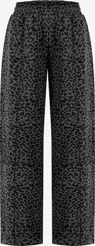 Smilodox Trousers in Black: front