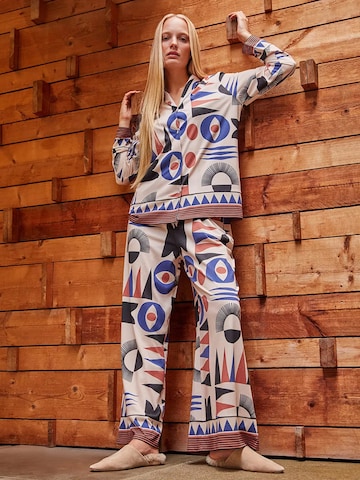 Gisela Pyjamabroek in Beige