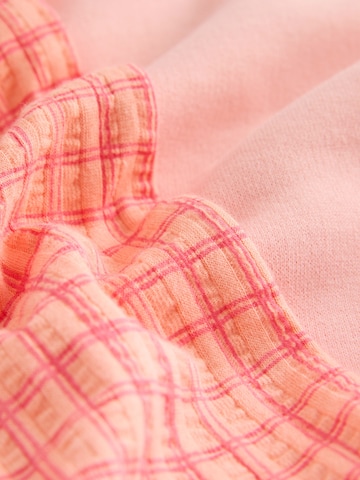 Next - Conjuntos em laranja